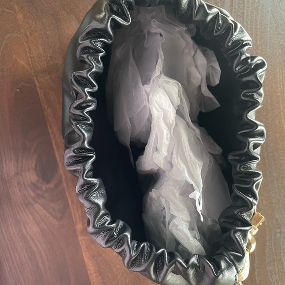 Victoria secret cosmetic bag - Picture 2 of 3